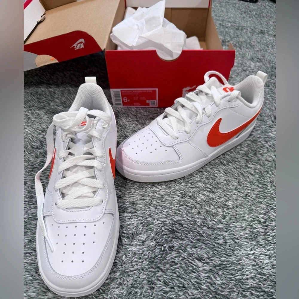 NEW Youth Nike Court Borough Low Sneakers - Picture 2 of 5